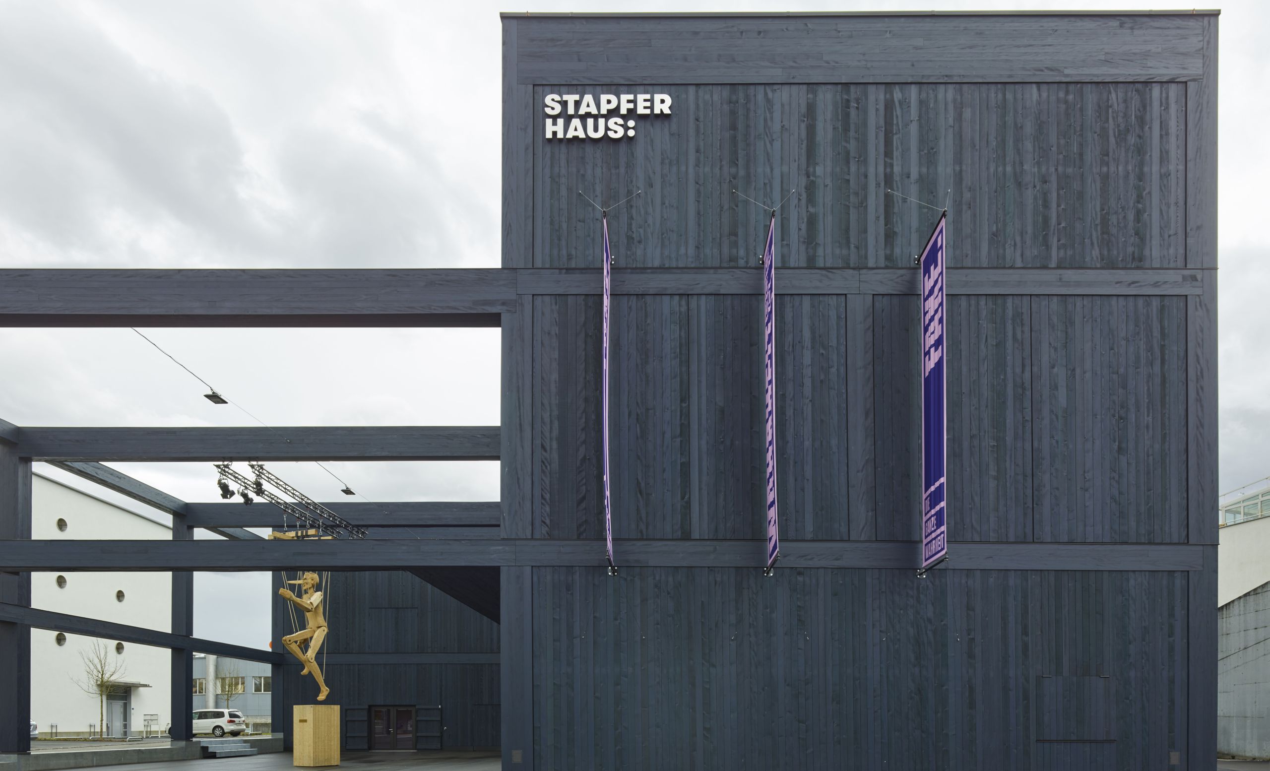 Stapferhaus - Création Baumann - Referenz