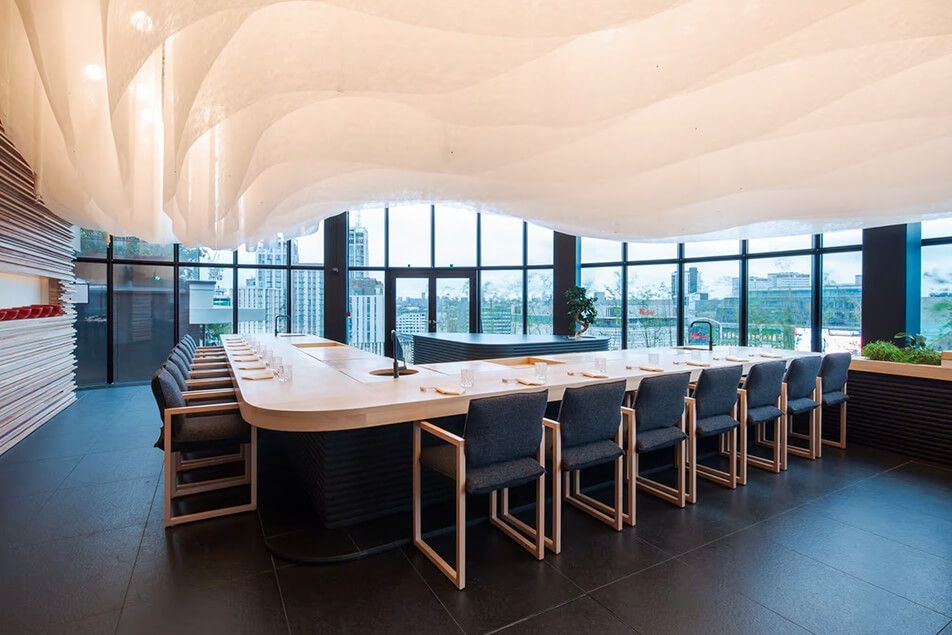 ロールスクリーンのおすすめ設置場所03 多様な設置手段と応用性