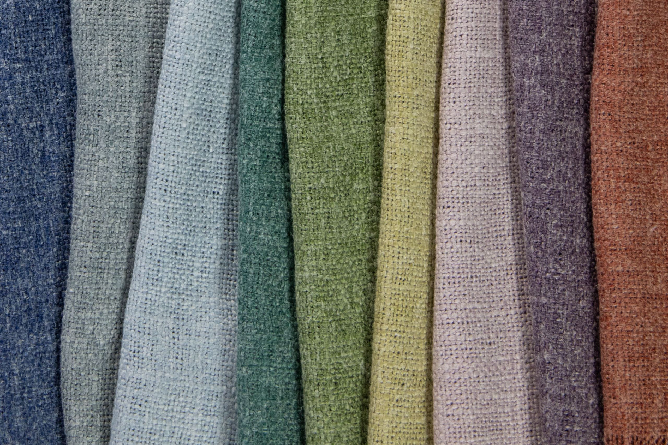 Uni Vorhangstoffe von Création Baumann in grosser Farbpalette.